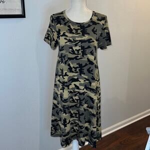 LulaRoe Hi-low Camo Dress with Short Sleeves - Size XS